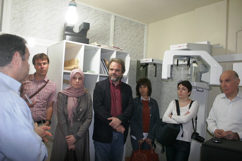 في مركز الخيام