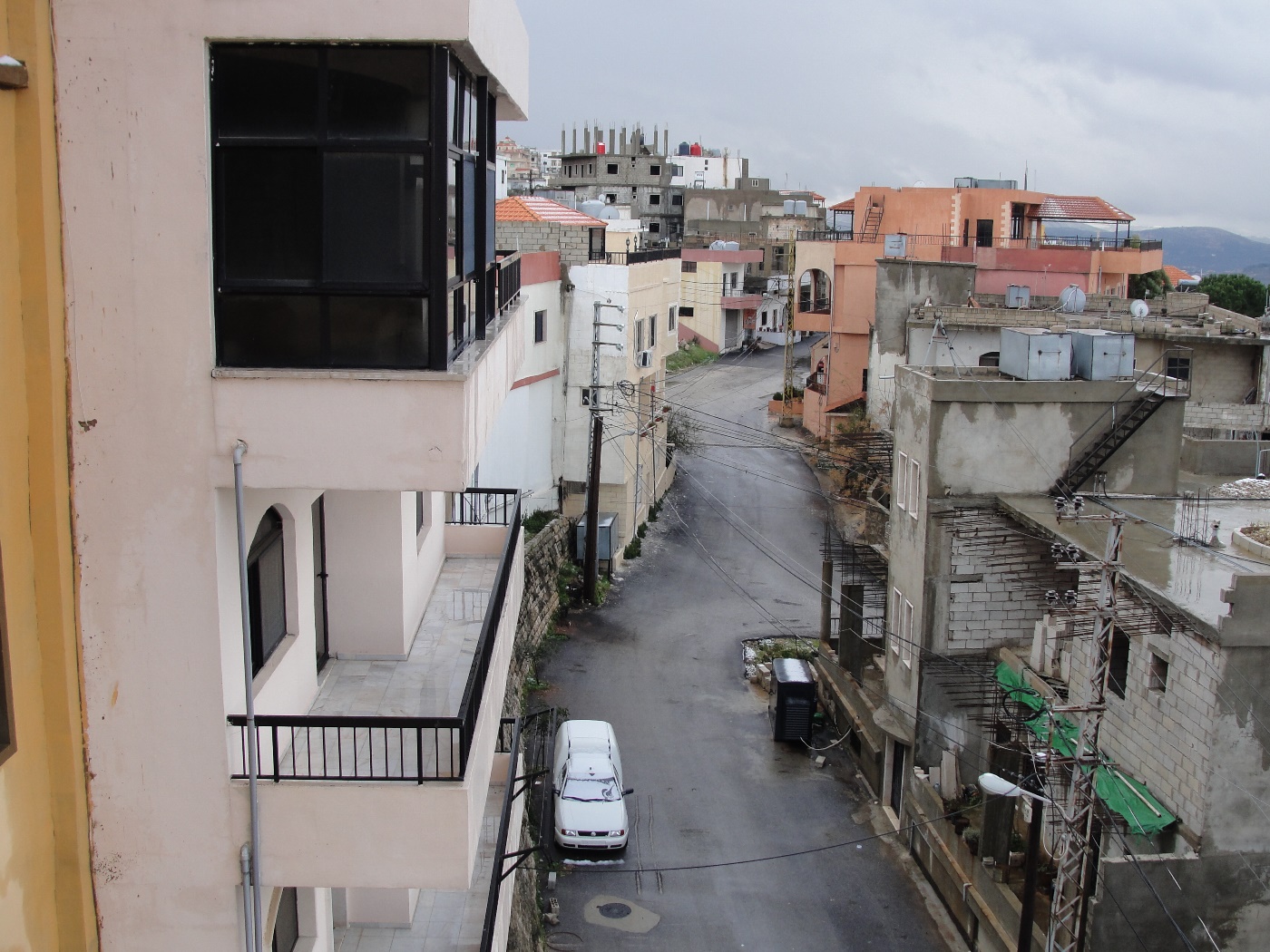 خيام دوت كوم.. بكبسة زر تحلّق فوق الخيام، تجول في شوارعها.. تزور مرجها ودردارتها