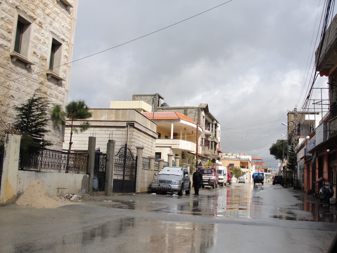 خيام دوت كوم.. بكبسة زر تحلّق فوق الخيام، تجول في شوارعها.. تزور مرجها ودردارتها