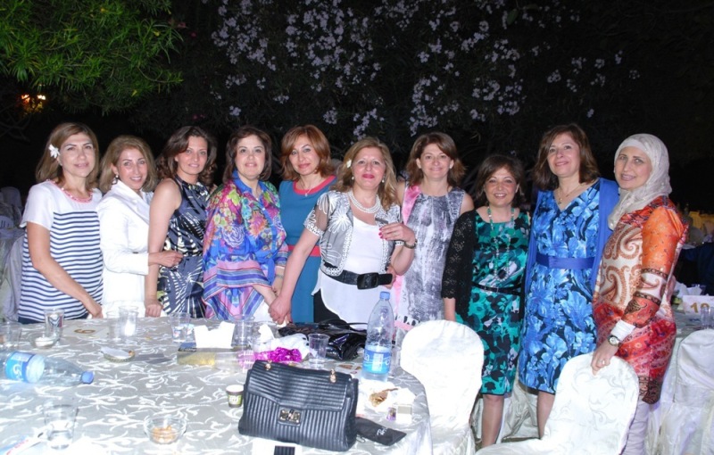 عصرونية في صيدا‎ لصديقات جمعية رعاية اليتيم