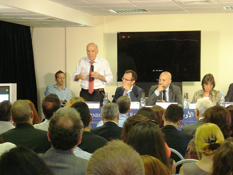 مداخلة للدكتور كامل مهنا في مركز كارنيغي – بناية اللعازارية – بيروت