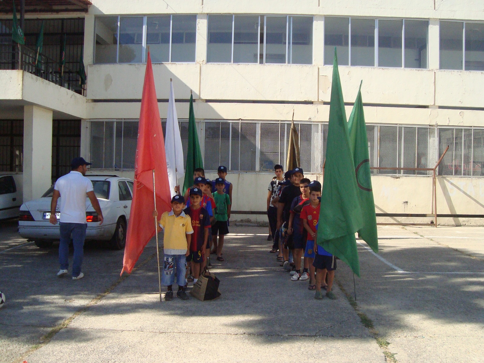 رحلة ترفيهية إلى شاطئ مدينة صور لكشافة الرسالة الاسلامية - فوج الخيام‎