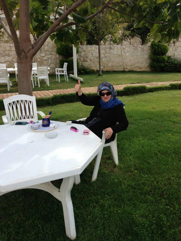 من صيدا عبقت في الخيام رائحة أزهار الليمون والأكي دنيا، واختلطت بروائح الزعتر والأقحوان والجوري