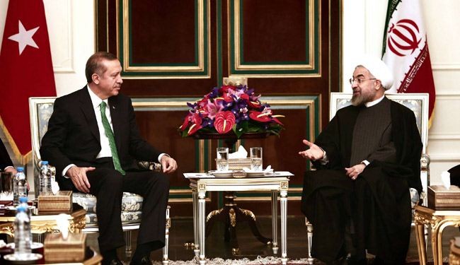 أردوغان راح زيارة لايران..شكلهم بالاخبار بس يجتمعوا بيعشقوا بعض!