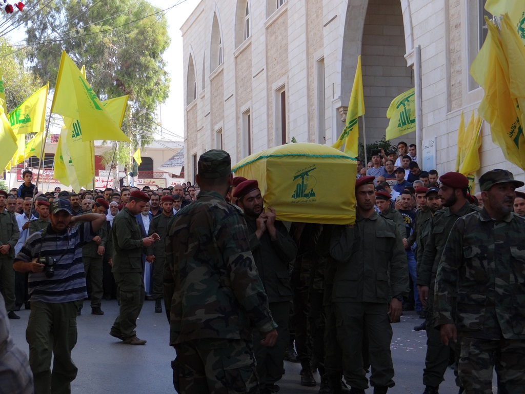 خلال تشييع شهيد الخيام المجاهد أحمد كامل خريس - ارشيف