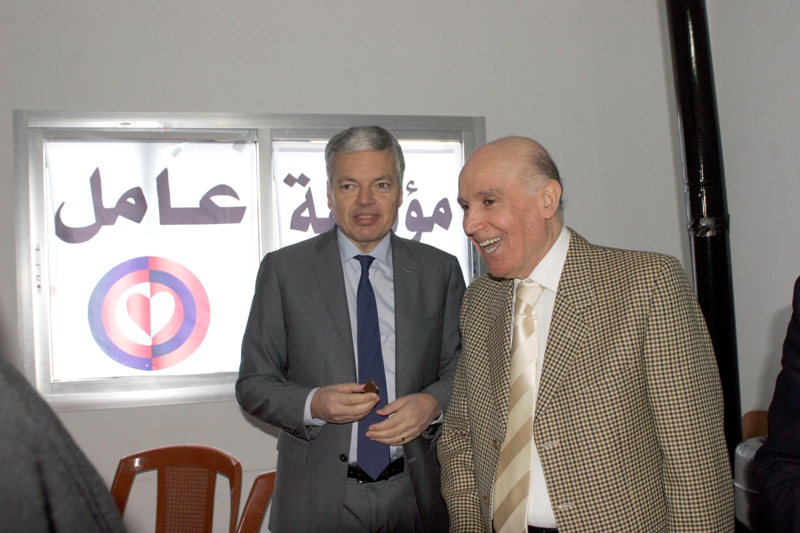 وزير خارجية بلجيكا يزور مراكز عامل في كامد اللوز ومشغرة