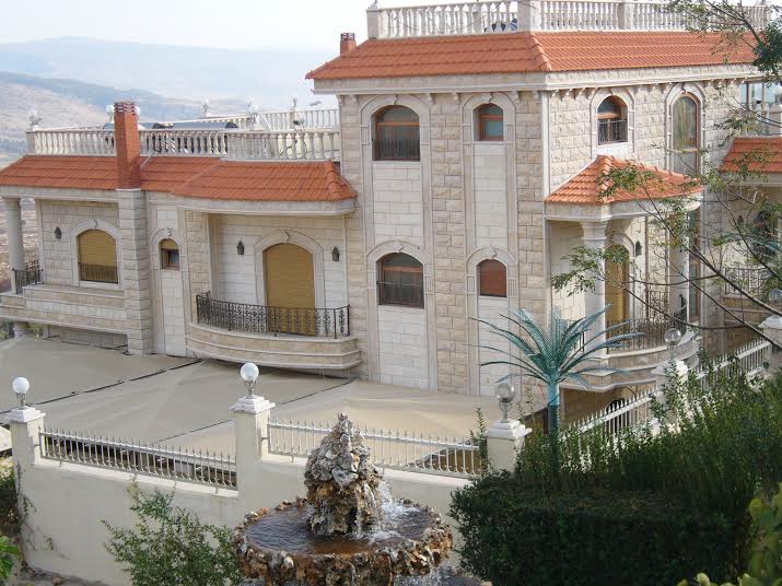 جانب من دارة أبو عصام محمد صفاوي في الخيام.. عمل معماري هندسي مميّز