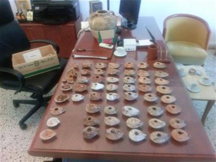  الآثار المكتشفة في مركز البلدية