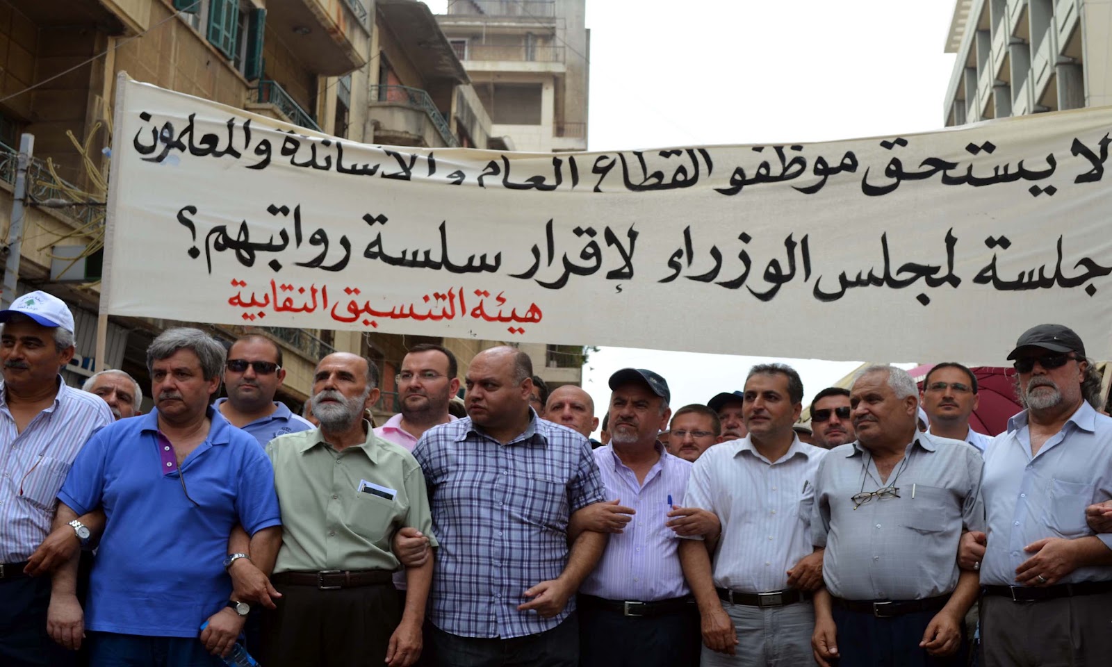 هؤلاء المضلومون على الأرض، لا أحد يسمع أصواتهم وآلامهم حتى ولو من باب الشفقة!