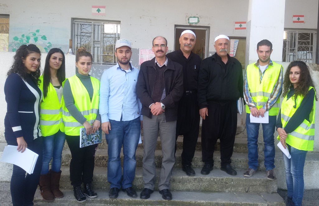 أطلق تجمع شبيبة عين قنيا فرقة اسعافية تابعة له ومؤلفة من الناشطين في صفوفه ذوي الاختصاصات المتعلقة بالمجال الصحي