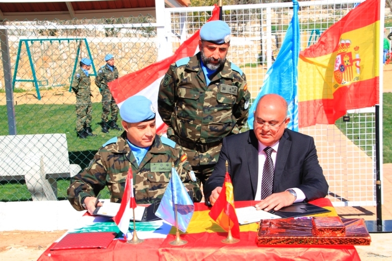 التوقيع على محضر الاستلام