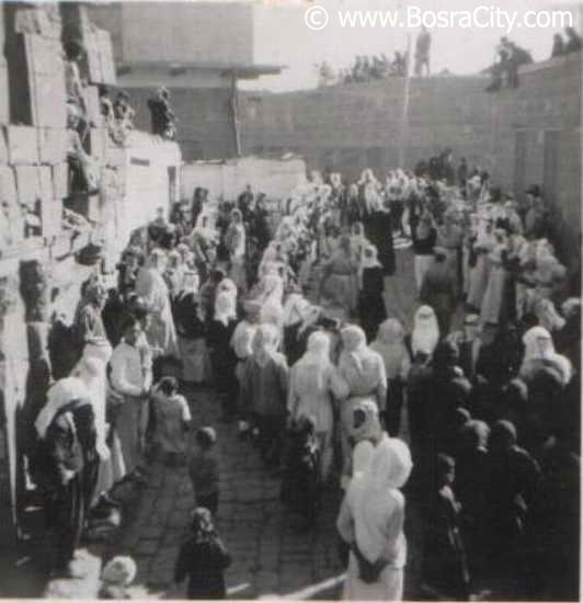 الزواج قبل اربعين عاما كان حلم كل فتاة وكل شاب وكان غاية في البساطة