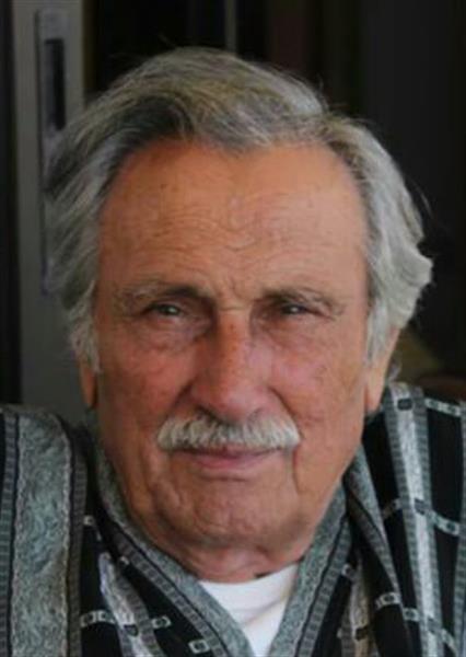 المربي الراحل عمر عمر