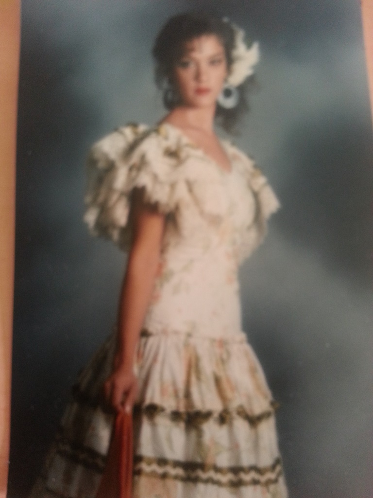 الموضة فن واسع يجمع الثقافات