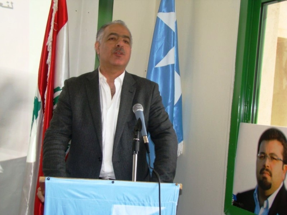 منسق تيار المستقبل في المنطقة عبدالله متحدثا في الندوة