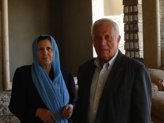 الحاجة أم عزت رشيدي والحاج أبو عزت كامل رشيدي