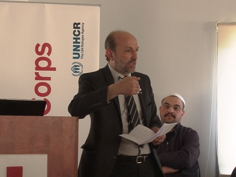 الدكتور امين شميس الحمرا متحدثا في حاصبيا