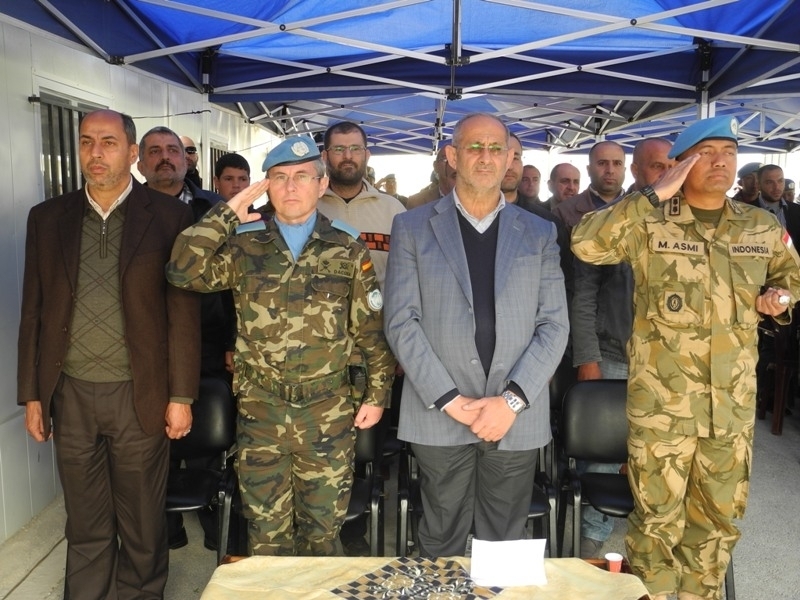 الجنرال داكوبا ورئيس الاتحاد الزين ورئيس البلدية دياب والمقدم الاندونيسي عزمي في احتفال الطيبة