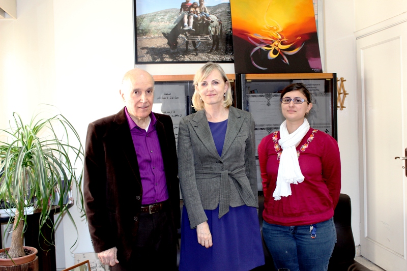 سفيرالنروج يزور مراكز عامل في الجنوب ومديرة الاونروا تزور الفرع الرئيسي في المصيطبة