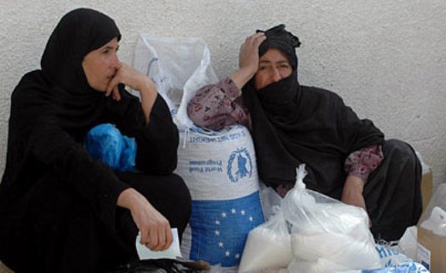 الفقر لا يعيب والجوع لا يقعد‎