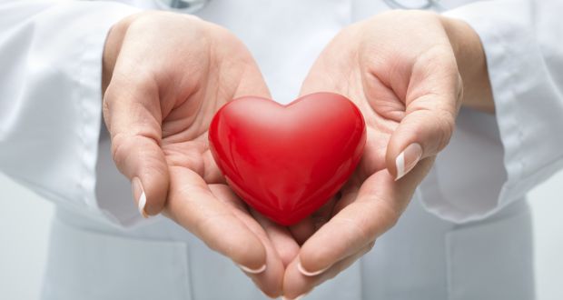 التبرع بالكلى لإنقاذ المرضى.. عملية آمنة