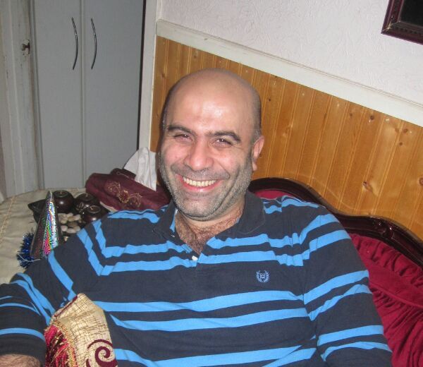 المرحوم رياض ابو عباس: كان يتمتع بشيء من الفطنة يزينها الغنى و تُعلي قيمتها مظاهر الود و الرحمة