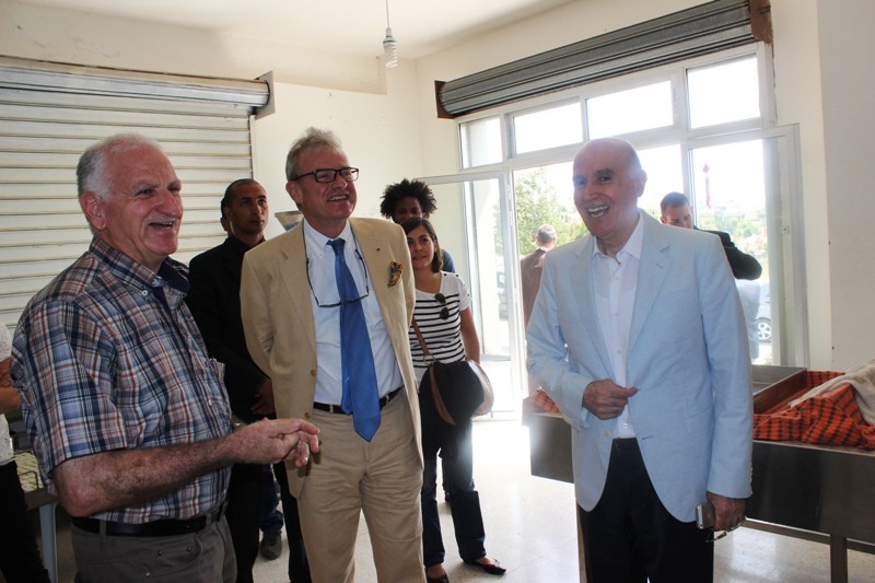 مهنا يستقبل السفير الفرنسي في مركز عامل في الخيام