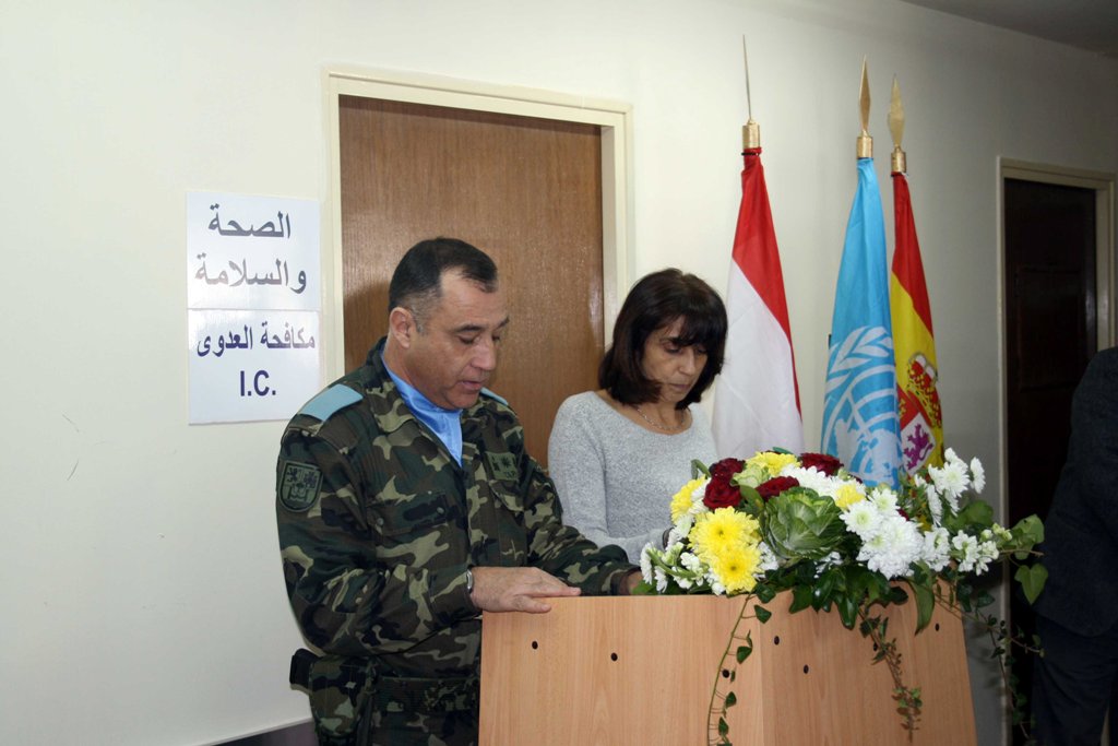 اليونيفيل تقدّم تجهيزات طبية لغرفة العناية المركّزة في مستشفى مرجعيون الحكومي