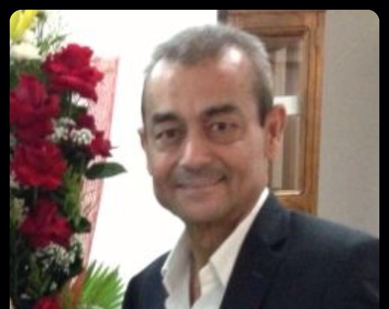 رحمك الله يا سيّد رضا السيد علي، عزاؤنا الحار لعائلتك ولكافة محبيك.. ستبقى في القلوب