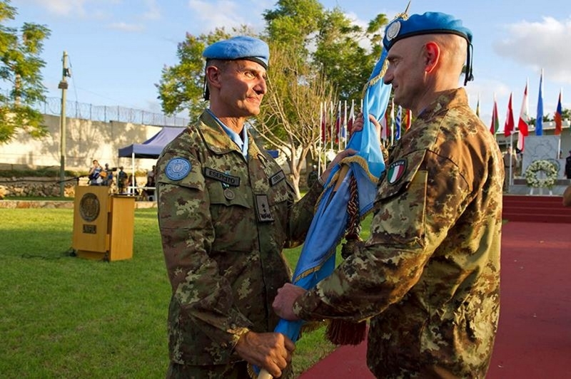 الجنرال الايطالي لوتشيانو بورتولانو