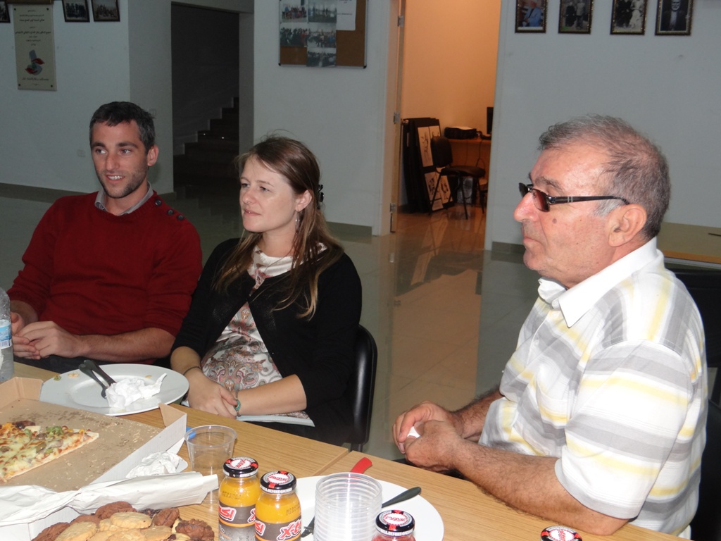 كامل عيّاش و\