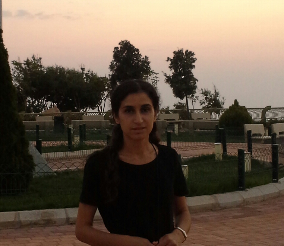 الكاتبة سوزان وهبي