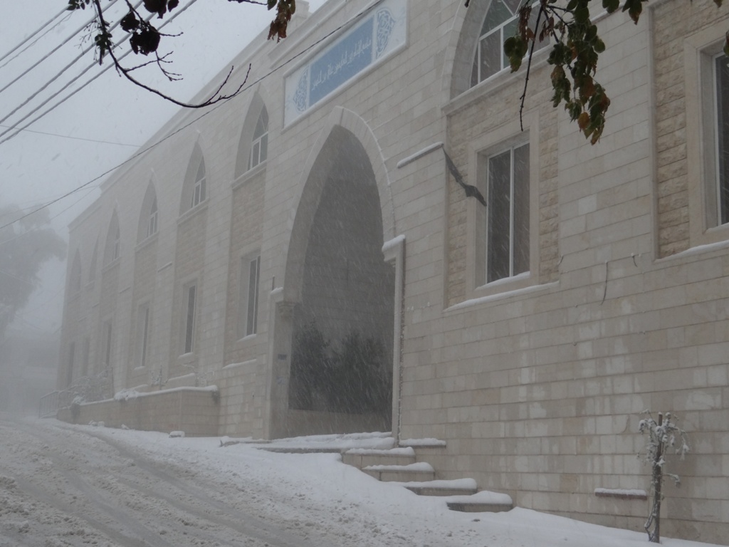 حسينية الخيام خلال العاصفة الثلجية الأخيرة - أرشيف