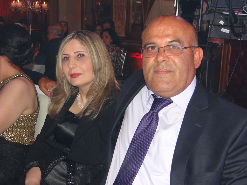 عم العروس رجل الأعمال أبو غسان فيصل رشيدي  والسيدة عقيلته