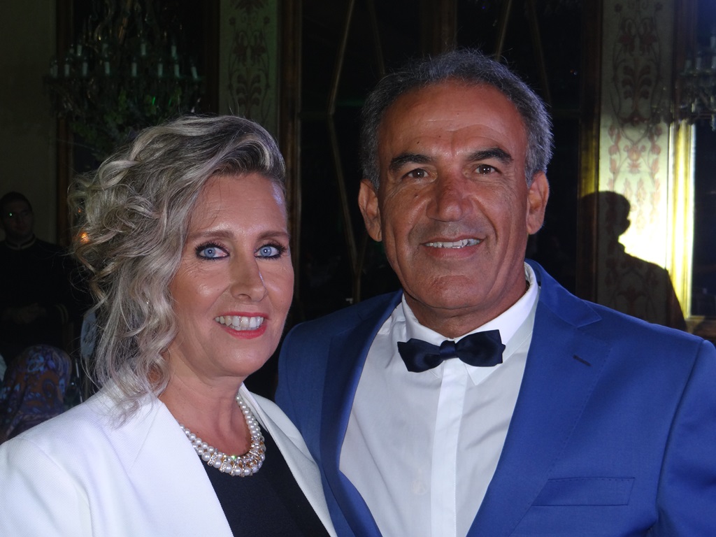 عم العروس الدكتور أسعد رشيدي (أبو جاد) والسيدة عقيلته