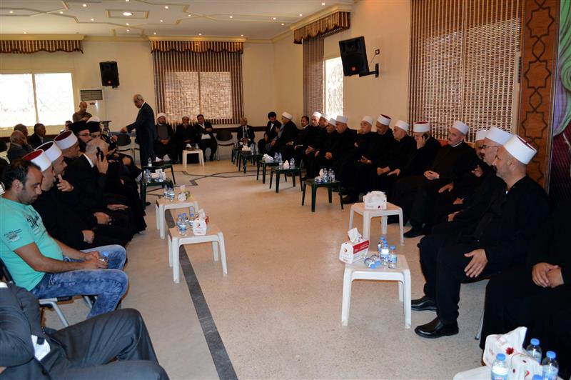 معزّون بالسيد هاني فحص في جبشيت (عدنان طباجة)