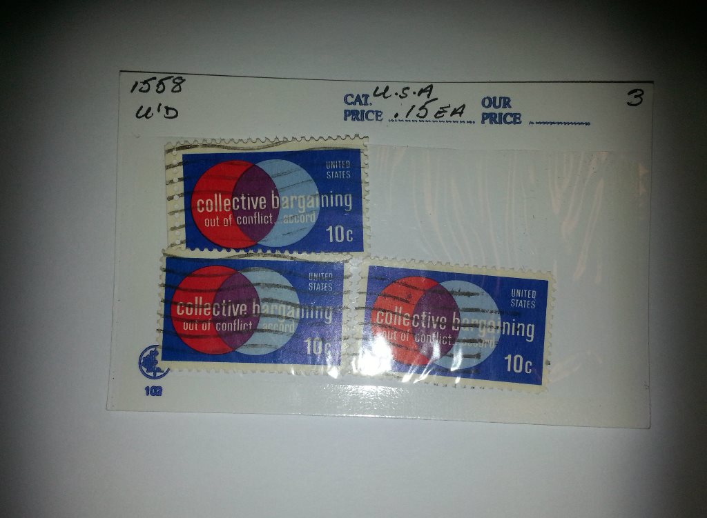 كم كانت زيارة ساعي البريد مفاجأة مبهجة لانها كانت تعني انه يحمل رسالة من قريب او صديق