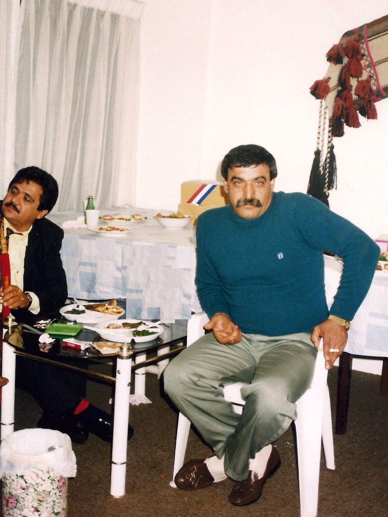 أبو نادر كامل حسين الأمين وأبو عصام محمد صفاوي.. صديقان وفيّان منذ الصغر