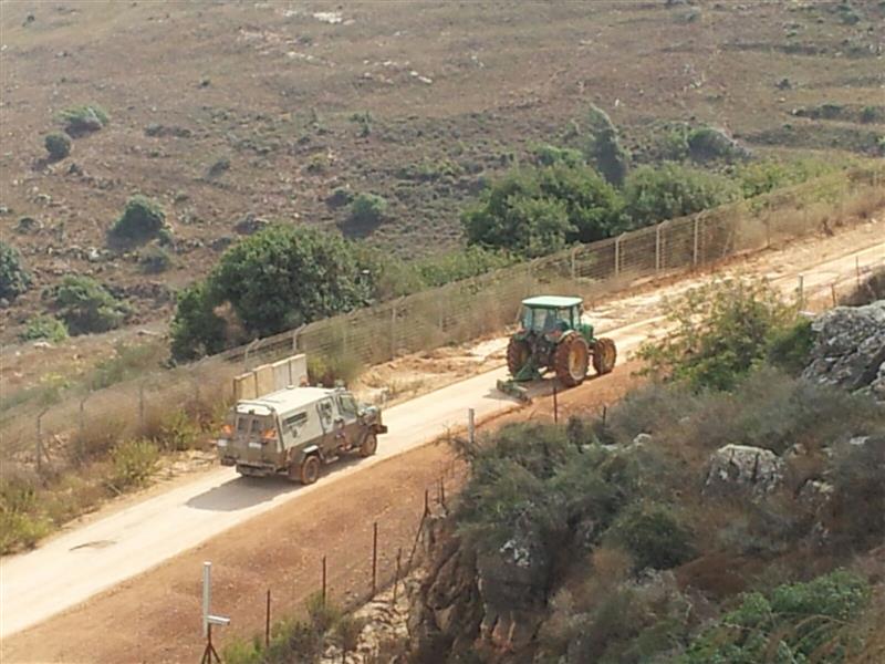 دورية لجيش العدو في محور المطلة صباج اليوم (طارق ابو حمدان)