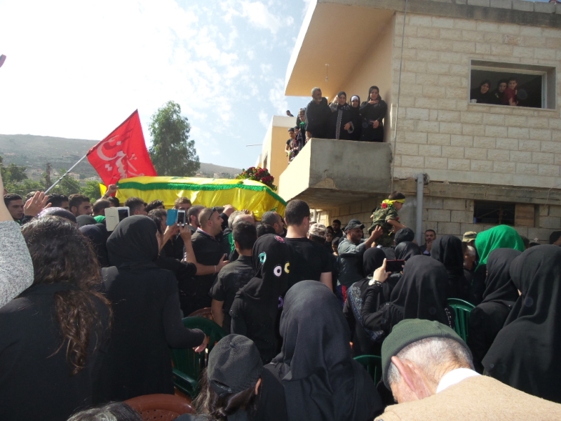 حزب الله وأهالي المنطقة شيعوا الشهيد عباس حسين حمود في كفركلا