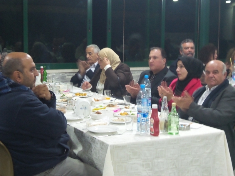 الحضور في احتفال الحزب الشيوعي