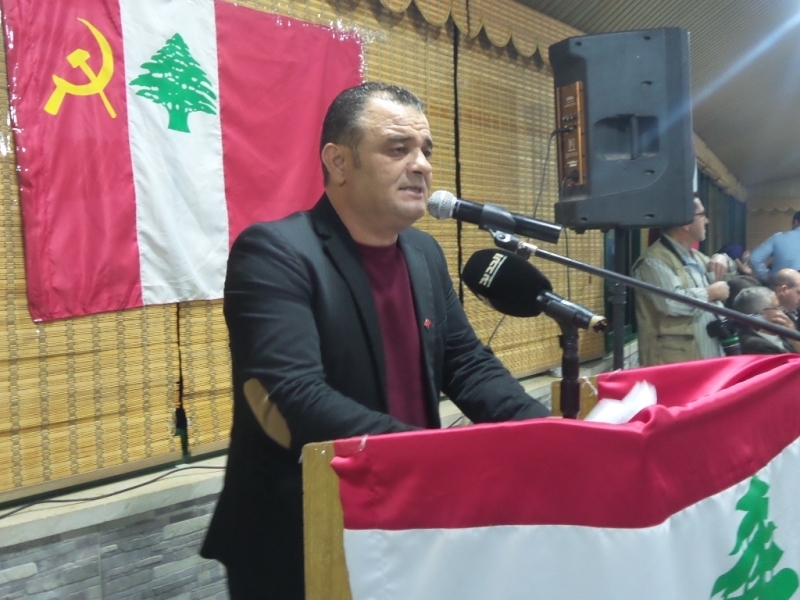 رجائي بوهمين متحدثاً