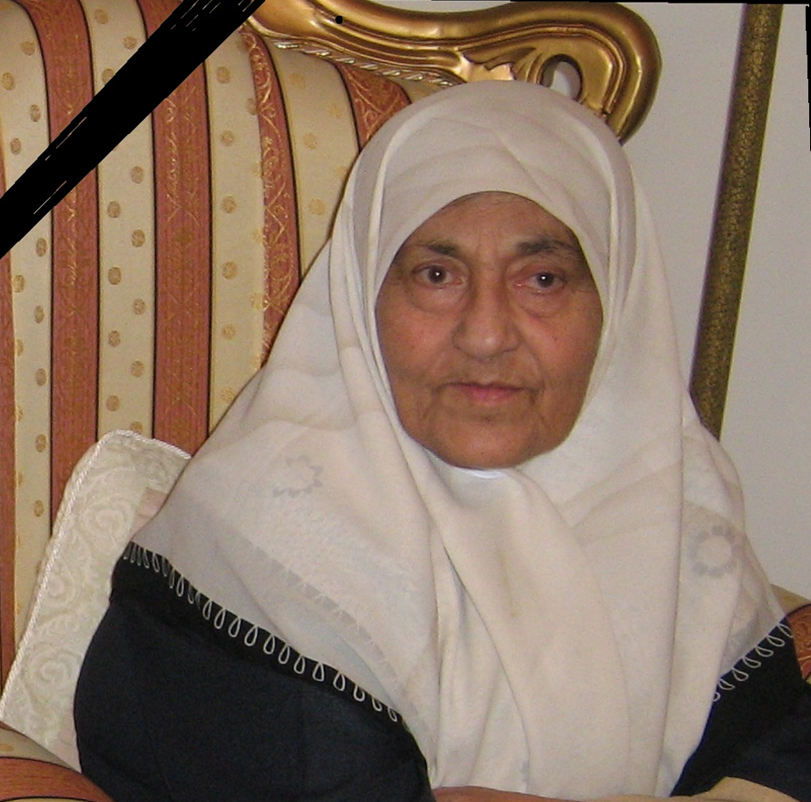 ربي إجعل أمي تستوطن جنتك كما إستوطنت أعماق فؤادي.. واجعل الجنة تحت اقدامها