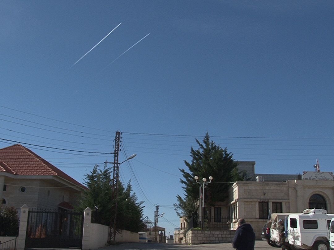 الطيران الحربي الاسرائيلي يخرق اجواء الجنوب