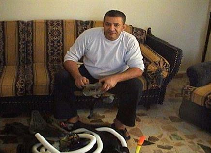  سويد أمام بعض من عدّة الغطس