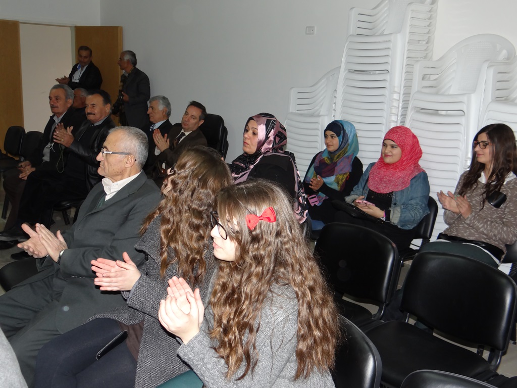 من الأنشطة الثقافية لنادي الخيام الثقافي الإجتماعي