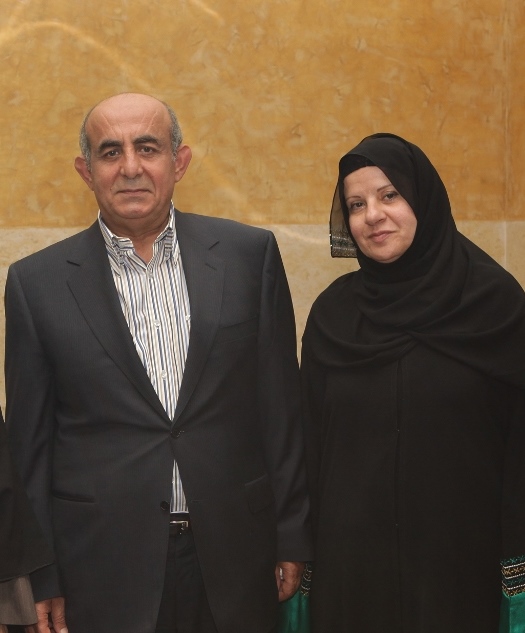 الحاج اكرم حمّود والسيدة عقيلته المرحومة الحاجة هناء قطب.. مشهود لهما بمد يد العون والأعمال الخيرية