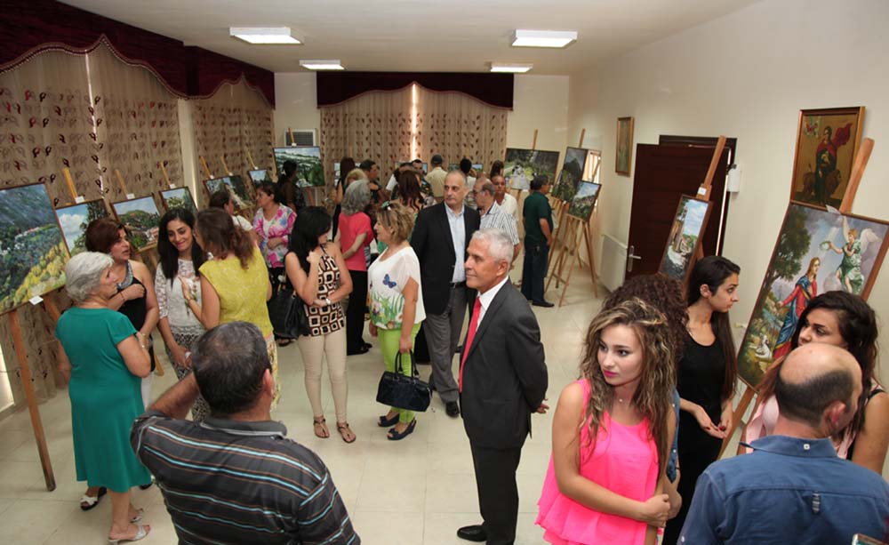 يعود ريع هذه اللوحات إلى جمعية اغصان التي تقوم بمشاريع وخدمات انسانية في المنطقة حيث اصبح لديها تاريخ كبير بهذا العمل