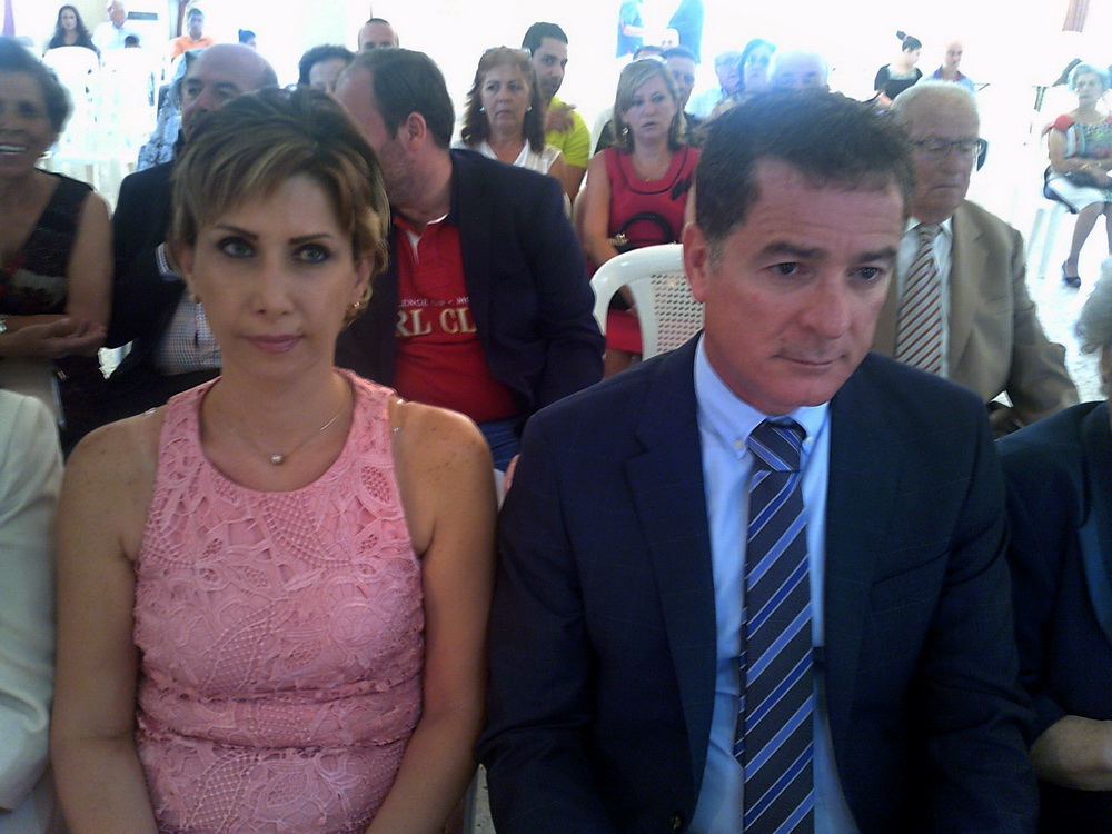 البروفيسور جرادي والسيدة عقيلته - صورة مايا العشي – مرجعيون