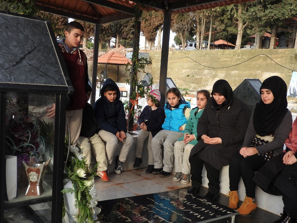 ليست عائلة الحاجة هناء قطب حمّود فقط من يفتقدها، بل أيضا ً تلامذة المدرسة الرسمية والمبرّة إضافة إلى الأيتام والمحتاجين